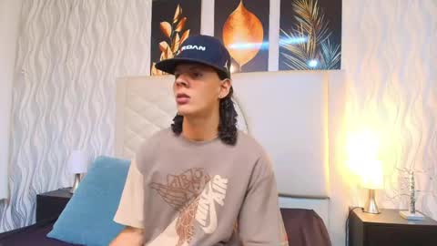 Snapshot of abravanel_sefardi chatting on 04-24-26, 08:55 Abrovanel online show from 04-24-26, 08:55