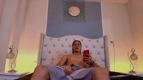 Snapshot of abravanel_sefardi chatting on 05-06-26, 10:48 Abrovanel online show from 05-06-26, 10:48