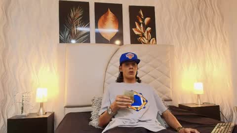 Snapshot of abravanel_sefardi chatting on 05-12-26, 09:56 Abrovanel online show from 05-12-26, 09:56