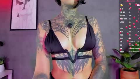 Abril Facchini online show from 06-13-26, 06:50