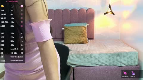 ABRIL MATTHEWS online show from 12-28-24, 12:03