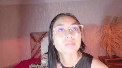 Snapshot of adaira31 chatting on 07-08-26, 12:53 Adaira online show from 07-08-26, 12:53