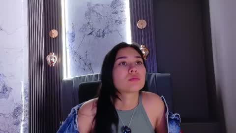 Snapshot of adaira31 chatting on 07-13-26, 01:36 Adaira online show from 07-13-26, 01:36