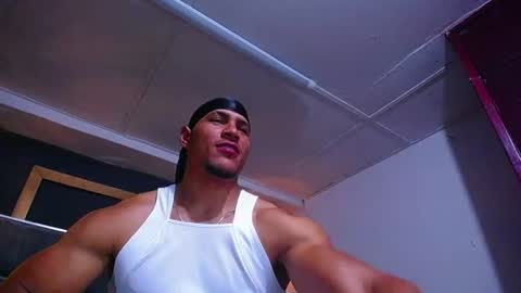 Snapshot of adam_fit19cm chatting on 07-10-26, 02:08 adam_fit19cm online show from 07-10-26, 02:08