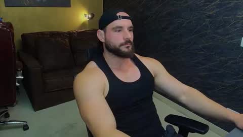 Snapshot of adamjameson chatting on 06-25-26, 05:34 AdamJameson online show from 06-25-26, 05:34