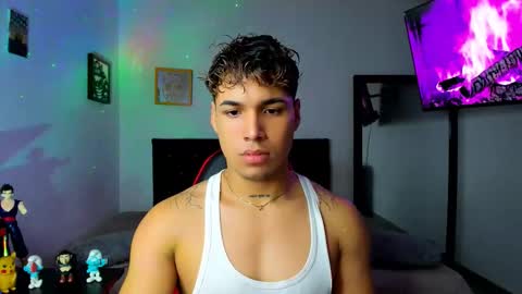 Snapshot of adams_collins chatting on 09-28-25, 06:35 Adams online show from 09-28-25, 06:35