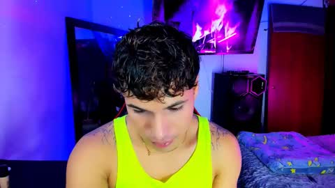 Snapshot of adams_collins chatting on 10-24-25, 09:33 Adams online show from 10-24-25, 09:33