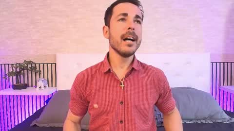 Im Adams Sanz online show from 04-07-26, 07:14