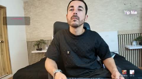 Im Adams Sanz online show from 04-11-26, 07:18