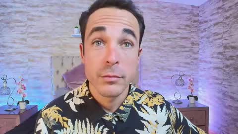 Im Adams Sanz online show from 04-15-26, 10:21