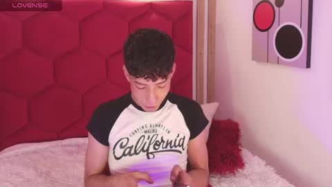 Adan  online show from 06-12-26, 01:15