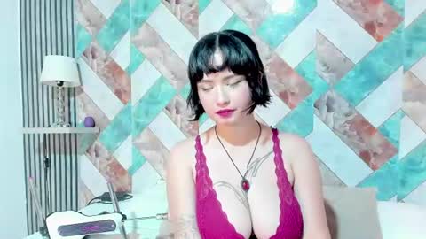 Snapshot of addison_avery chatting on 06-18-26, 04:02 addison_avery online show from 06-18-26, 04:02