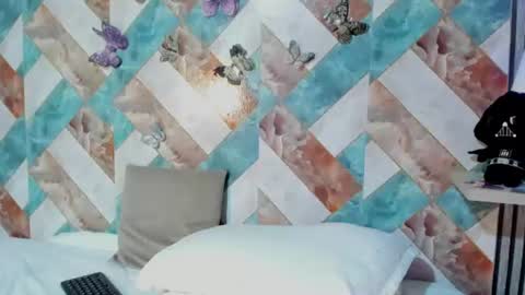 Snapshot of addison_avery chatting on 07-09-26, 03:10 addison_avery online show from 07-09-26, 03:10