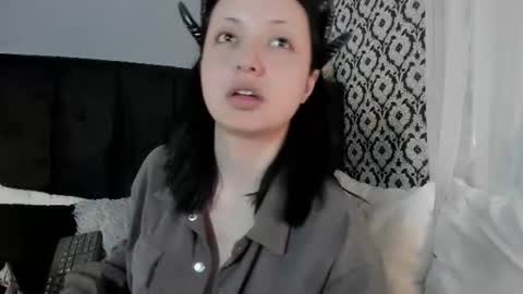 Snapshot of adeelinee chatting on 06-22-26, 07:55 Ade online show from 06-22-26, 07:55