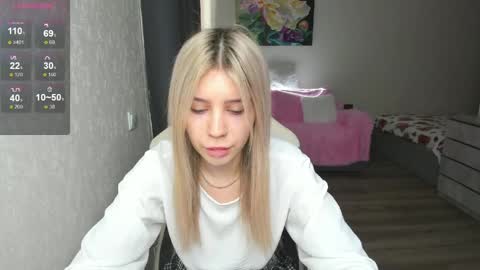 Adel online show from 04-04-26, 04:33