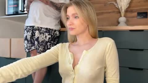 Snapshot of adele_nick2202 chatting on 03-28-26, 09:53 Adele Nick online show from 03-28-26, 09:53