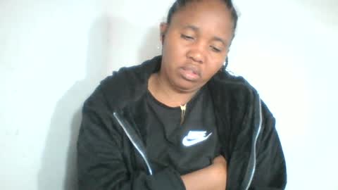 Snapshot of adelealy chatting on 07-27-26, 01:01 adelealy online show from 07-27-26, 01:01