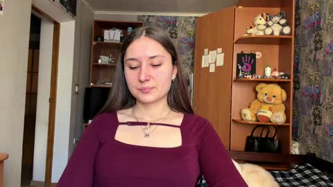 Snapshot of adeleapel chatting on 04-02-26, 11:08 Poly online show from 04-02-26, 11:08