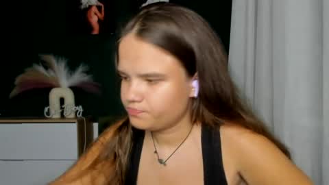 Snapshot of adelecruzz chatting on 07-02-26, 12:11 adelecruzz online show from 07-02-26, 12:11