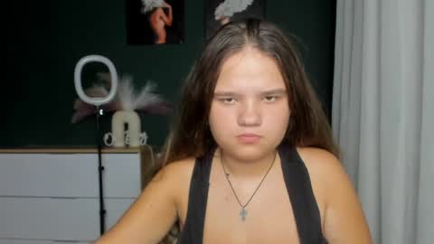 Snapshot of adelecruzz chatting on 07-05-26, 12:12 adelecruzz online show from 07-05-26, 12:12