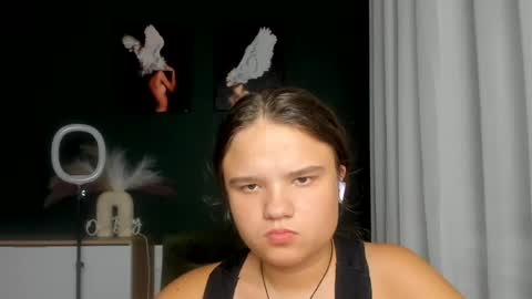 Snapshot of adelecruzz chatting on 07-06-26, 03:36 adelecruzz online show from 07-06-26, 03:36