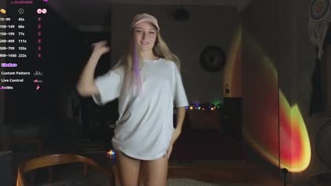 Adele online show from 02-06-25, 03:09