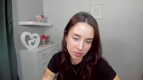 Adele online show from 05-06-26, 05:57