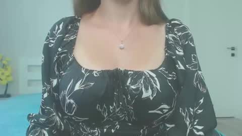 AdelinalXNilss online show from 09-13-25, 10:59