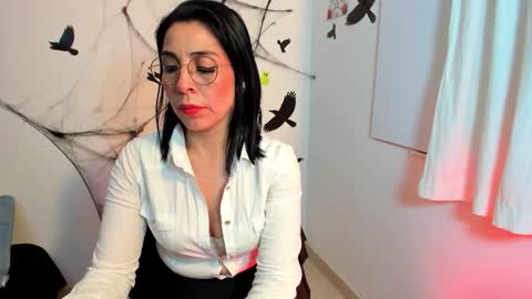 Snapshot of adellelennox_cg chatting on 11-07-25, 09:42 Adelle online show from 11-07-25, 09:42