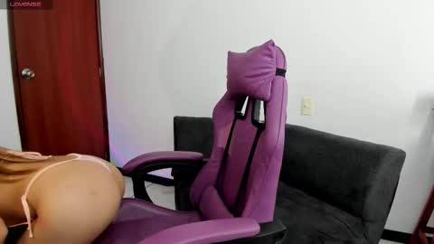 Adhara  guys here I am online days ending in even numberl I wait for you. online show from 02-06-26, 09:51