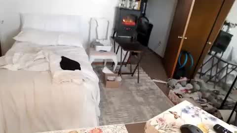 Snapshot of adorable22 chatting on 01-07-26, 07:27 adorable22 online show from 01-07-26, 07:27