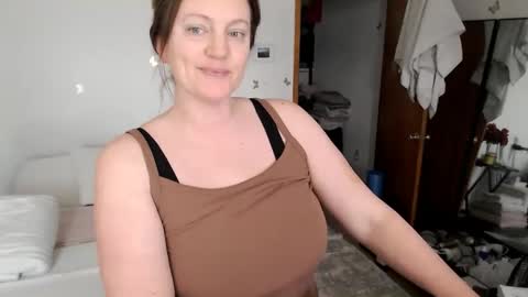 Snapshot of adorable22 chatting on 02-10-26, 07:51 adorable22 online show from 02-10-26, 07:51