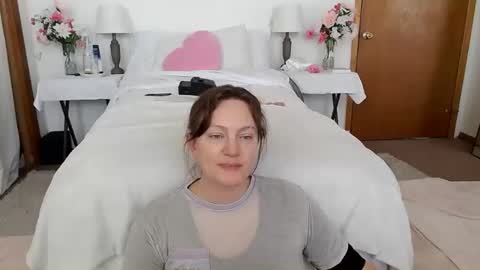 Snapshot of adorable22 chatting on 02-20-26, 06:41 adorable22 online show from 02-20-26, 06:41