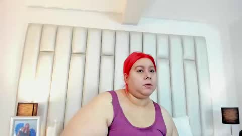 ANDREA PEREZ online show from 10-28-25, 11:36