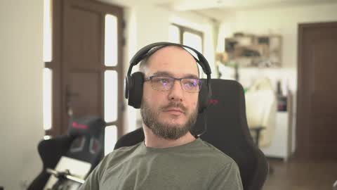 W36 online show from 04-04-26, 09:07