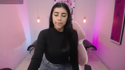 Adri  online show from 04-17-26, 11:57