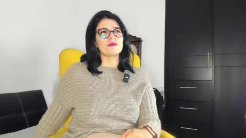 Snapshot of adriana71 chatting on 06-10-26, 03:50 Adriana online show from 06-10-26, 03:50