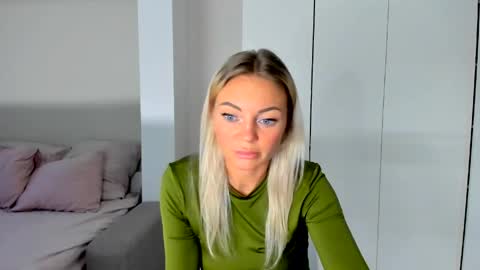 Adriana online show from 05-16-26, 06:54