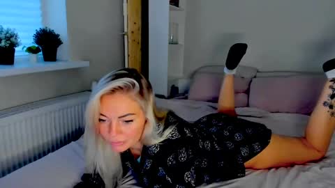 Adriana online show from 05-30-26, 05:15