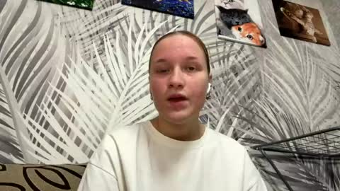 Michelle online show from 06-08-26, 12:16