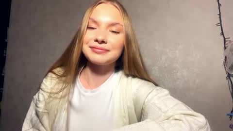 Caroline online show from 03-16-26, 03:49