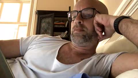 adrienfromparis online show from 04-23-26, 11:53