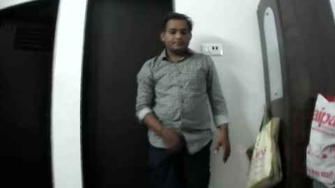Snapshot of adudeandsexy chatting on 04-05-26, 04:59 adudeandsexy online show from 04-05-26, 04:59
