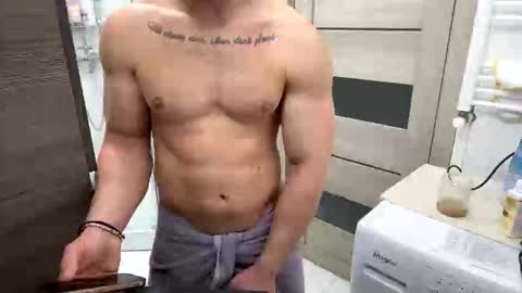 Mrrfitt online show from 03-12-26, 01:17