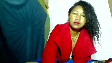 aelyaa online show from 06-18-26, 06:24