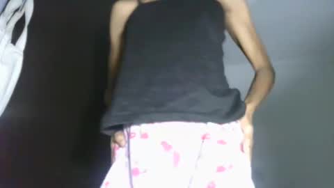 Snapshot of africadeluxe chatting on 01-09-25, 08:45 Africa online show from 01-09-25, 08:45