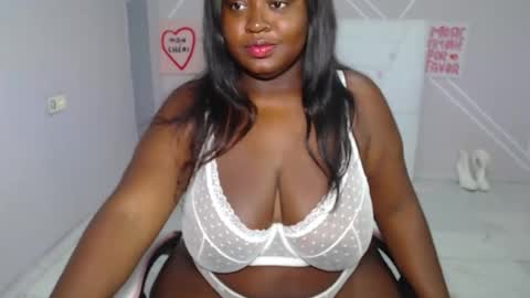afroditaebano online show from 07-27-26, 11:17