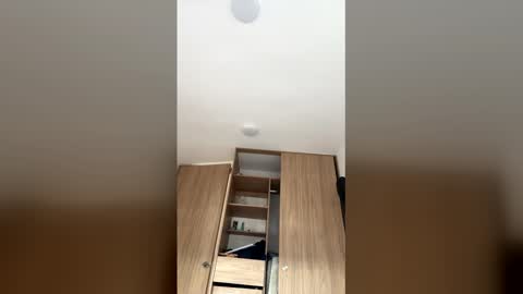 afroditawild online show from 04-16-26, 03:35