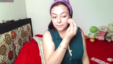 Snapshot of agata_a chatting on 12-09-24, 04:37 Hanna online show from 12-09-24, 04:37