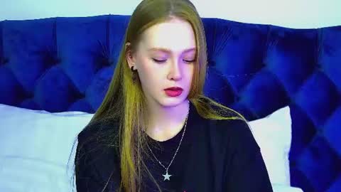 AgataFoxley online show from 06-19-26, 06:51